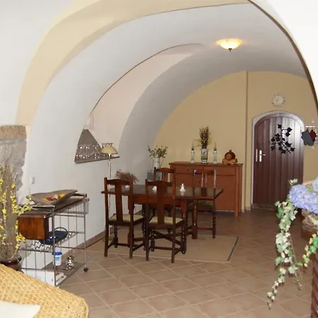 Apartment Traumhaftes Gewolbes In Historischer Altstadt Bautzen